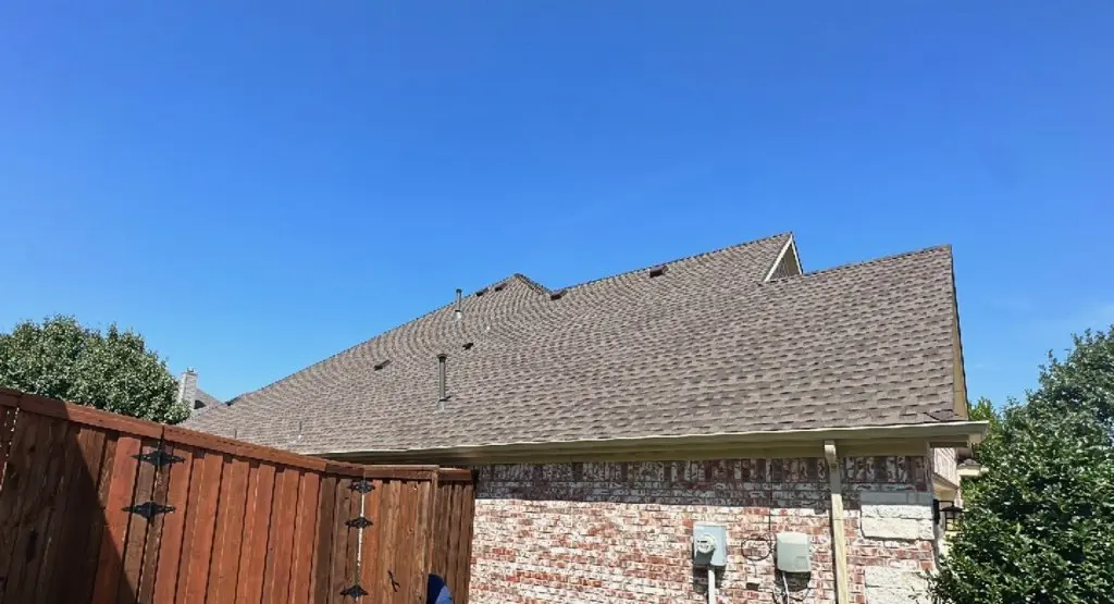 Completed roof replacement project in Shelton